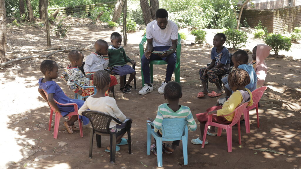Cell group meeting at Moyo preschool